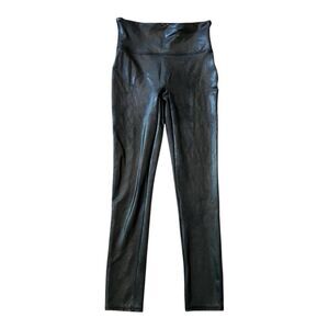Spanx Sarah Blakely Leggings Womens Petite Medium Black Coated Slimming Stretch